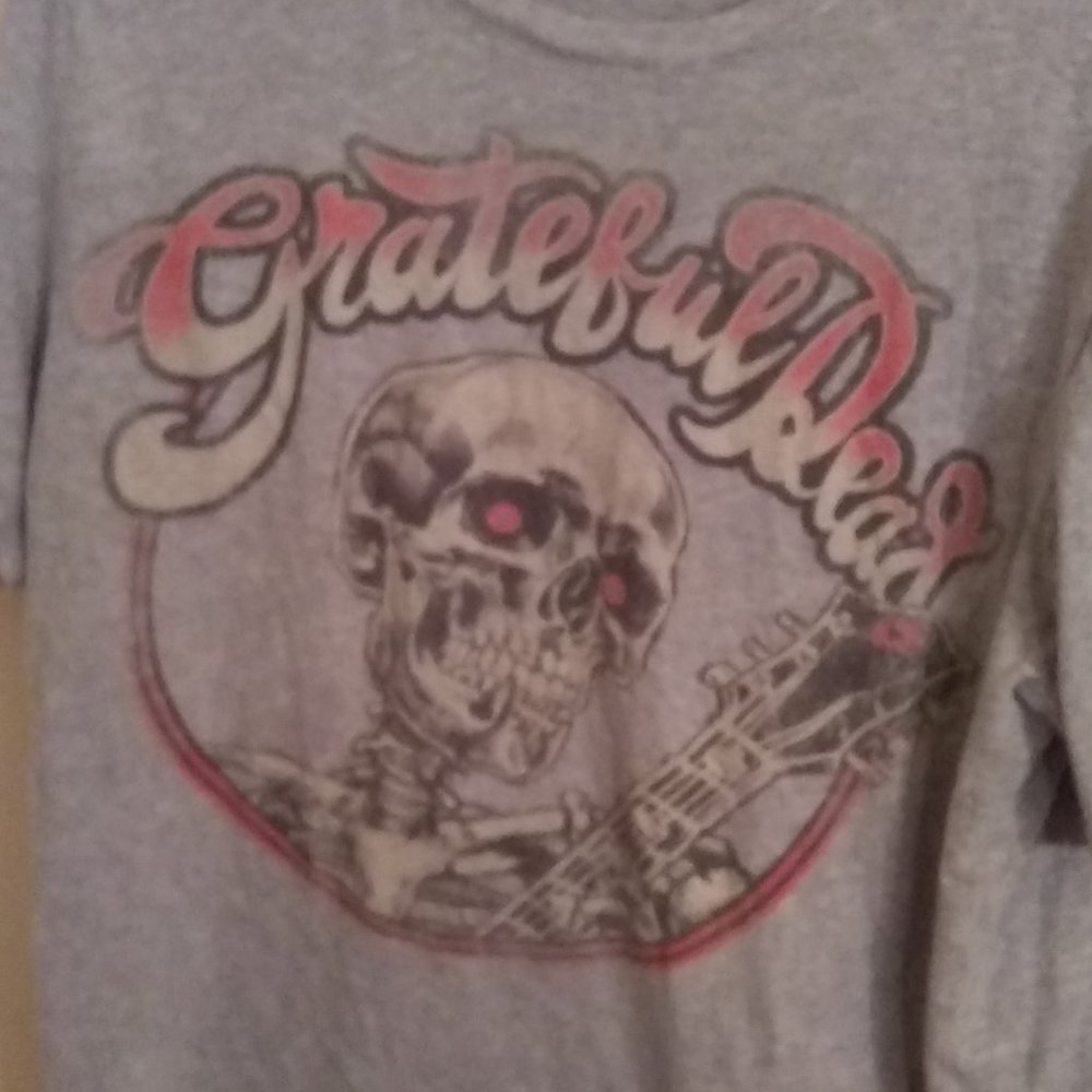 Grateful Dead Vintage Junkfood T-Shirt Gray T-Shirt SZ:Large Skull W/ Red Eyes..